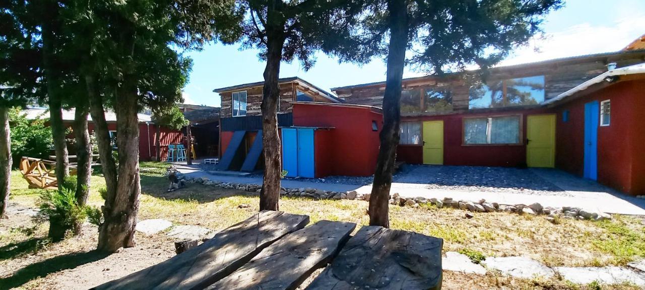 Campamento Nandu Hostel Чиле-Чико Экстерьер фото